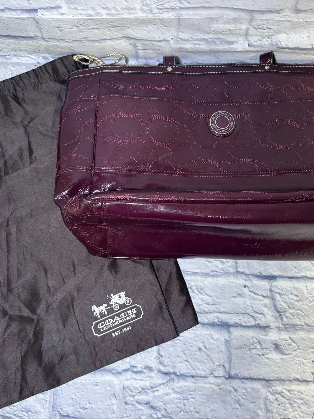 Coach signature patent